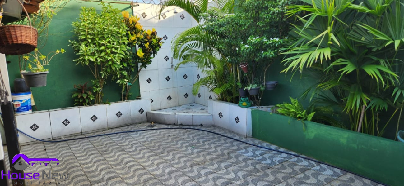 Passagem sexta linha - Conjunto Maria Helena Coutinho, rua SN 11 quadra 51 - BELÉM/PA